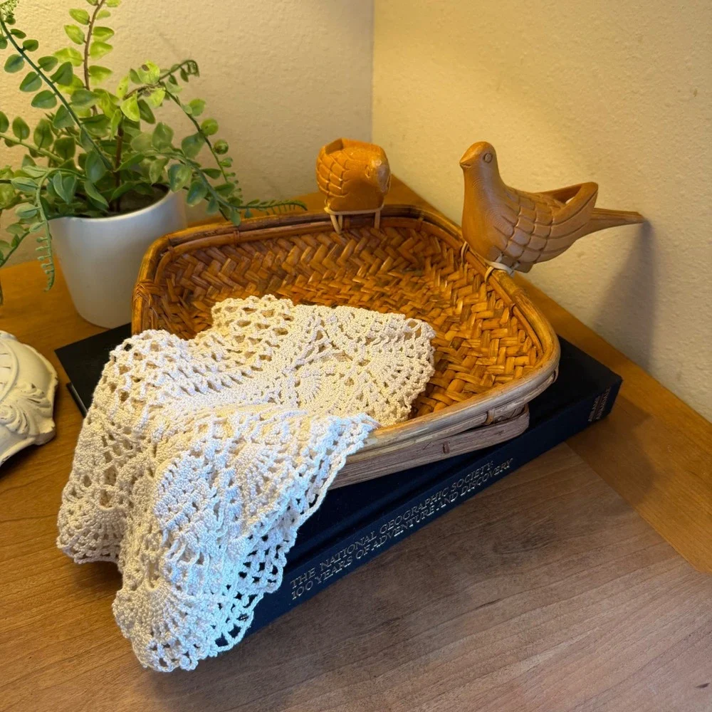 Vtg Splint Ash Square Basket Tray Hand Woven Carved Birds New England 9